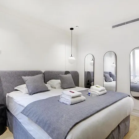Apartment Cmg - Montorgeuil / Centre De
